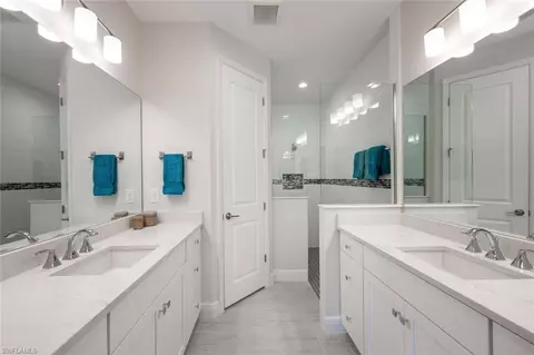 2247 Marquesa Cir, Naples, FL 34112 photo 10