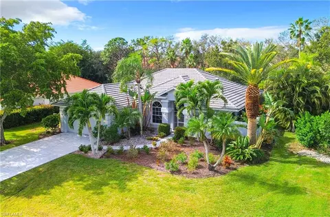 28826 Winthrop Cir, Bonita Springs, FL 34134