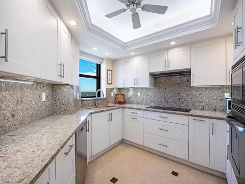 6001 Pelican Bay Blvd #1206, Naples, FL 34108