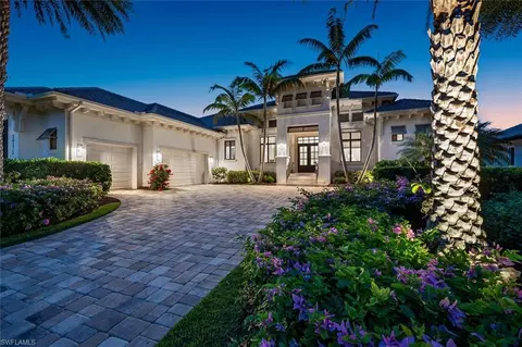 26171 Woodlyn Dr, Bonita Springs, FL 34134