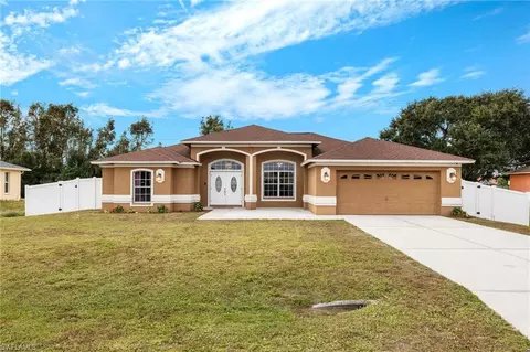 775 Arundel Cir, Fort Myers, FL 33913