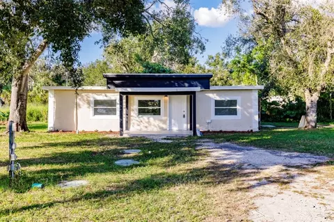 348 San Diego St, North Fort Myers, FL 33903