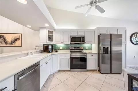 6830 Beach Resort Dr #2608, Naples, FL 34114 photo 8