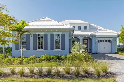 6485 Arriba Ave, Naples, FL 34113