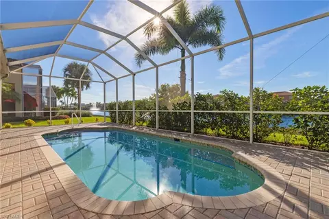 15574 Alton Dr, Fort Myers, FL 33908