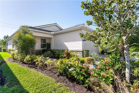 28411 Captiva Shell Loop, Bonita Springs, FL 34135