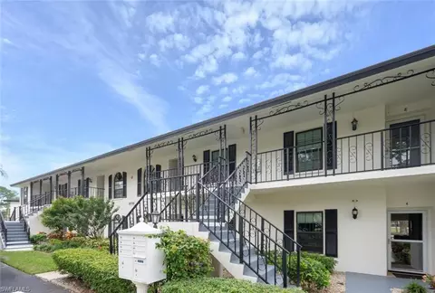 809 Augusta Blvd #7, Naples, FL 34113 photo 2