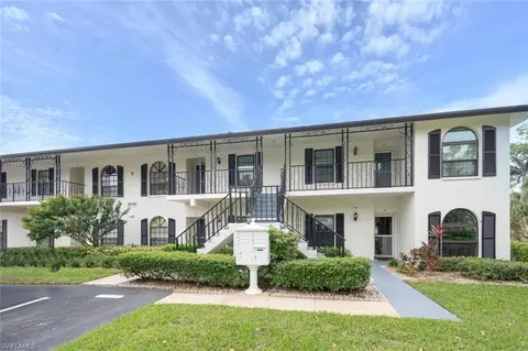 809 Augusta Blvd #7, Naples, FL 34113