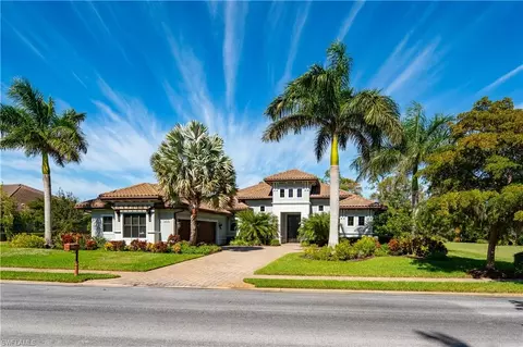 9605 Pavia Ct, Naples, FL 34113