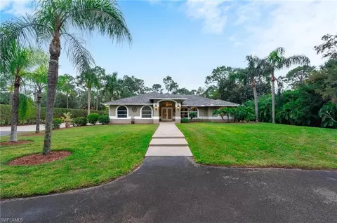 6160 Copper Leaf Ln, Naples, FL 34116