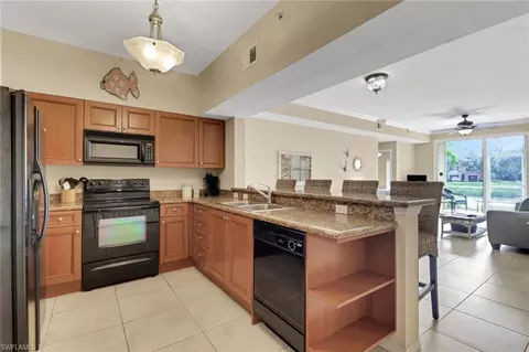 10001 Villagio Gardens Ln #106, Estero, FL 33928