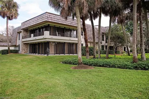 106 Wilderness Dr #I-236, Naples, FL 34105
