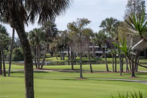 106 Wilderness Dr #I-236, Naples, FL 34105