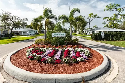 35 Dawn Flower Cir, Lehigh Acres, FL 33936