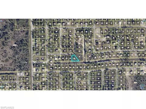827 Appleton Ave, Lehigh Acres, FL 33974 photo 3