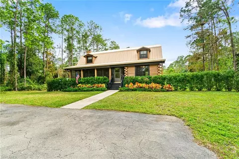 3280 3rd Ave NW, Naples, FL 34120