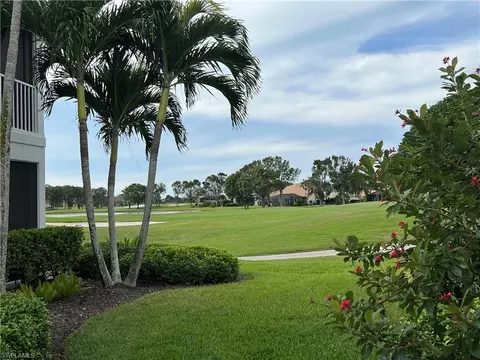 6845 Ascot Dr #102, Naples, FL 34113