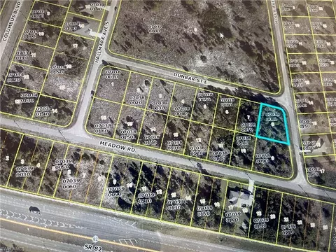 1240 Dunbar St E, Lehigh Acres, FL 33974