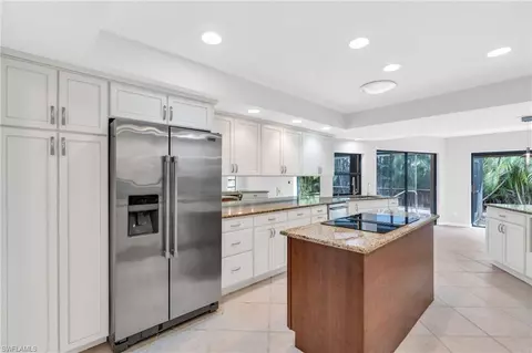 433 Golfview Dr, Naples, FL 34110 photo 15