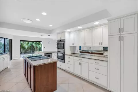 433 Golfview Dr, Naples, FL 34110 photo 16