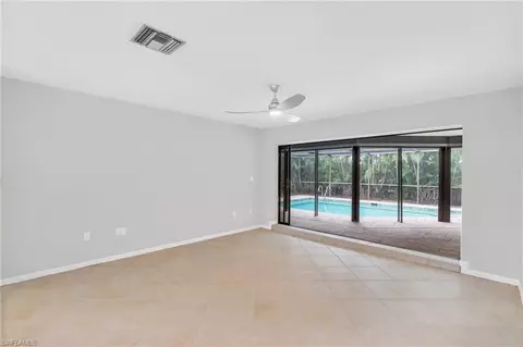 433 Golfview Dr, Naples, FL 34110 photo 10