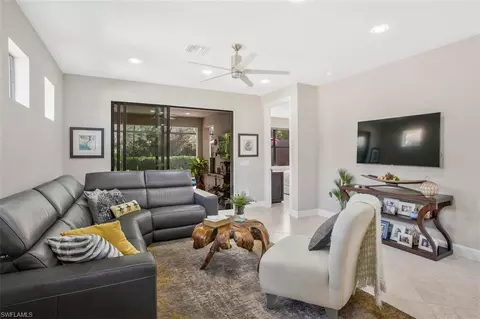 7682 Jacaranda Ln, Naples, FL 34114 photo 16