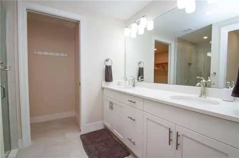 Bath - 220 Indies Dr E #102, Naples, FL 34114 photo 1 of 5