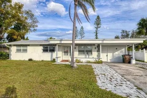 405 NE 14th Pl, Cape Coral, FL 33909