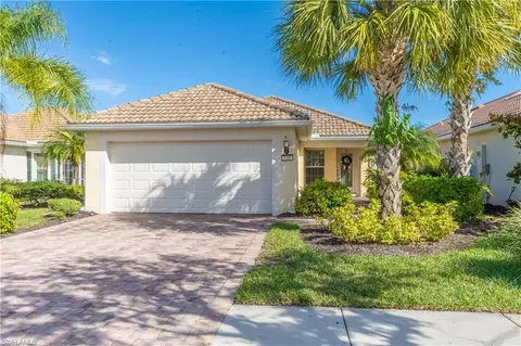 8701 Querce Ct, Naples, FL 34114 photo 2