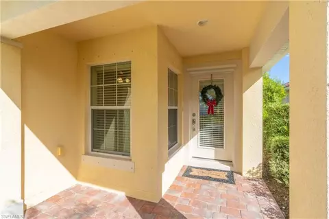 8701 Querce Ct, Naples, FL 34114 photo 6