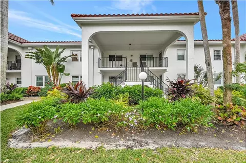 1053 Forest Lakes Dr #J-204, Naples, FL 34105