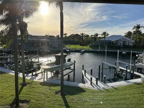 15489 Admiralty Cir #6, North Fort Myers, FL 33917