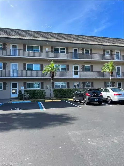 5419 Rattlesnake Hammock Rd #303F, Naples, FL 34113