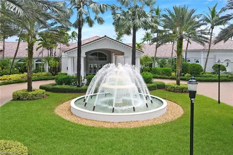 Exterior - 20470 Foxworth Cir, Estero, FL 33928 photo 14 of 17