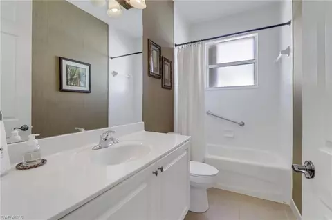 Bath - 20470 Foxworth Cir, Estero, FL 33928 photo 3 of 3