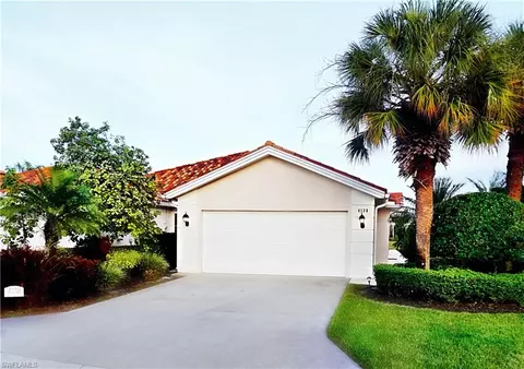 4138 Los Altos Ct, Naples, FL 34109