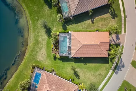 4693 Abaca Cir, Naples, FL 34119 photo 29