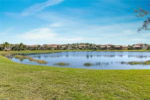 4693 Abaca Cir, Naples, FL 34119 photo 27