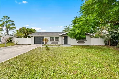 1631 Manor Ave, Fort Myers, FL 33901