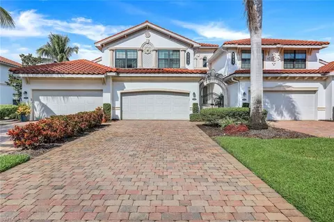 3153 Aviamar Cir #201, Naples, FL 34114