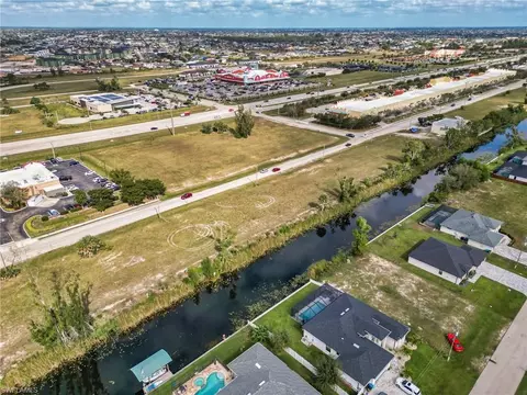 1406 SW 4th St, Cape Coral, FL 33991
