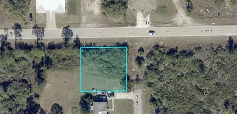 301-303 W 12th St, Lehigh Acres, FL 33972