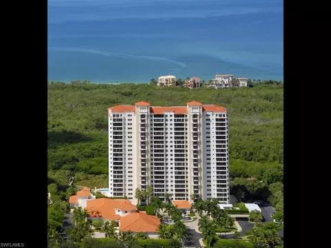 7425 Pelican Bay Blvd #2006, Naples, FL 34108