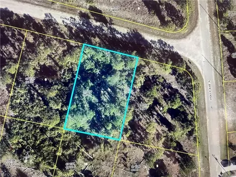 1236 Dunbar St E, Lehigh Acres, FL 33974