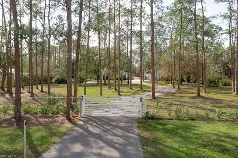 3692 3rd Ave NW, Naples, FL 34120