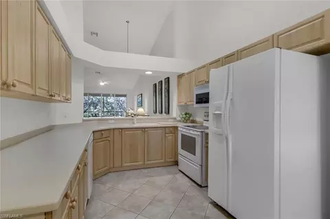 8115 Celeste Dr #6211, Naples, FL 34113 photo 5