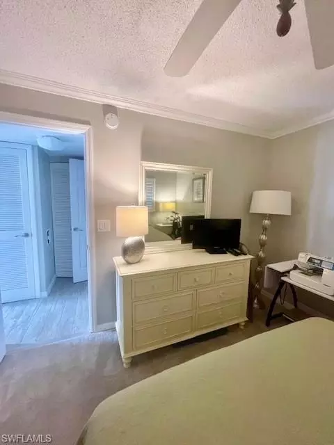 37 High Point Cir E #201, Naples, FL 34103 photo 23