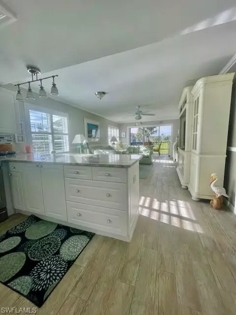 37 High Point Cir E #201, Naples, FL 34103 photo 5