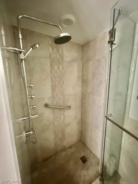 37 High Point Cir E #201, Naples, FL 34103 photo 18