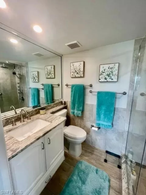37 High Point Cir E #201, Naples, FL 34103 photo 16